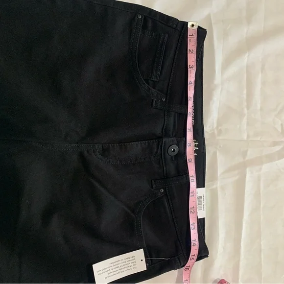 Style & Co Petite Jeans Size 8P Color: Black Rinse - Picture 6 of 8